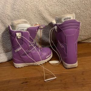 Thirty Two Snowboarding Boots